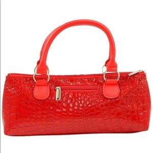 Women’s Red Wine Bottle Clutch